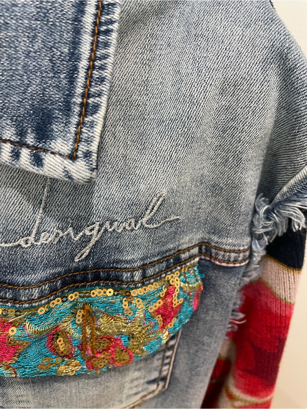 Desigual Chaq Ethnic Mixed Media Denim Jacket Knit Sleeves Size 44 US 12 - Picture 4 of 10